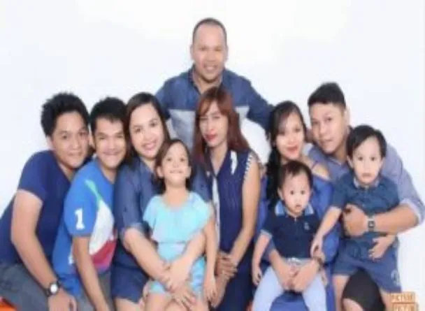 A family picture of Beverlyn Alantejo